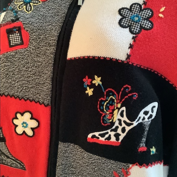 Holiday Cardigan Alfred Dunner zip red white&black beads holiday attire pretty - Picture 7 of 12